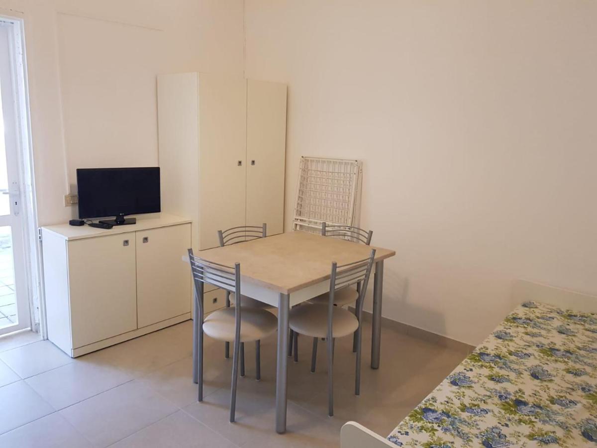 Centro Vacanze Lido Smeraldo 프리골레 외부 사진